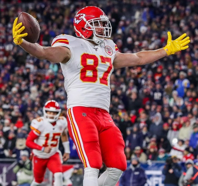 Travis Kelce 420x200 v3